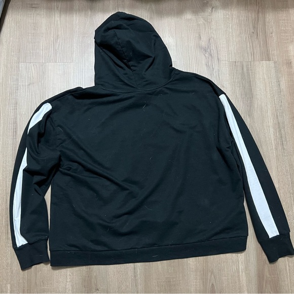 Mickey sweater - Picture 2 of 3